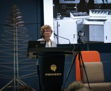 Prof. Elaine Sadler, ATNF Chief Scientist at CSIRO Astronomy and Space Science (CASS) and Professor of Astrophysics at the University of Sydney, giving remarks at the Pawsey book launch